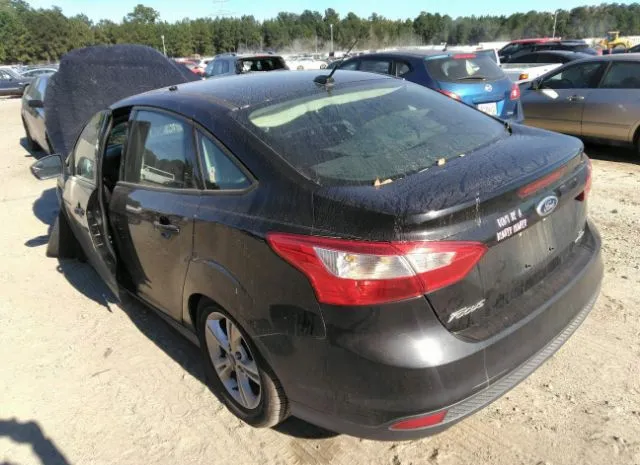 Photo 2 VIN: 1FADP3F20DL137585 - FORD FOCUS 