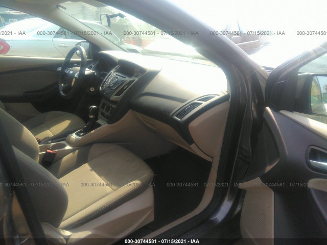 Photo 4 VIN: 1FADP3F20DL175205 - FORD FOCUS 