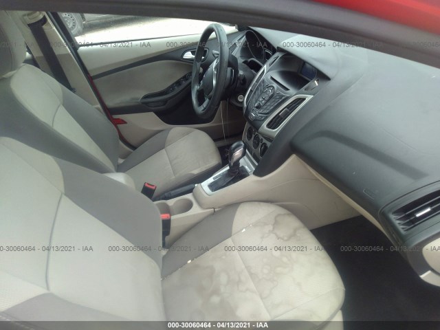 Photo 4 VIN: 1FADP3F20DL220580 - FORD FOCUS 