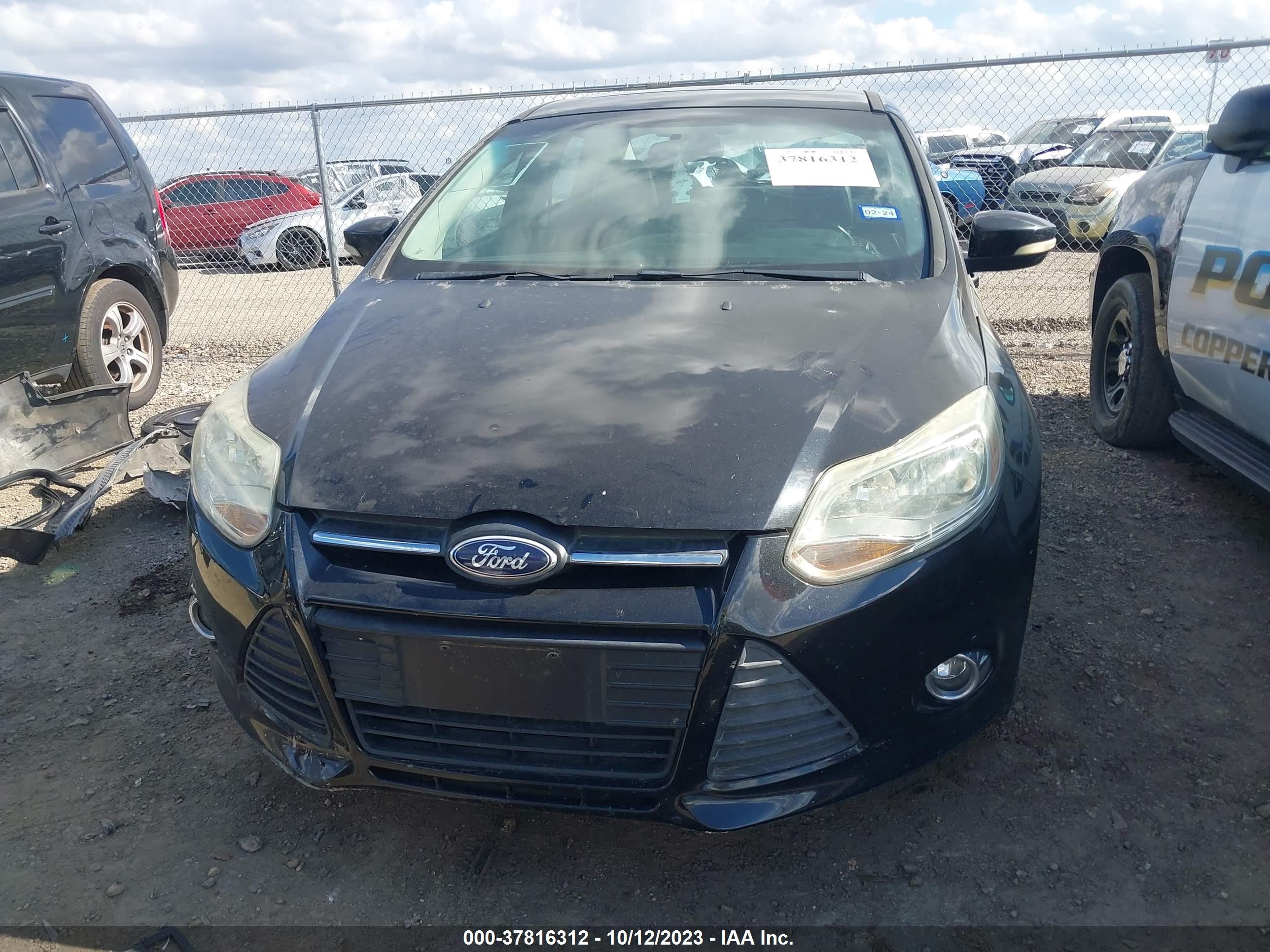 Photo 12 VIN: 1FADP3F20DL223379 - FORD FOCUS 