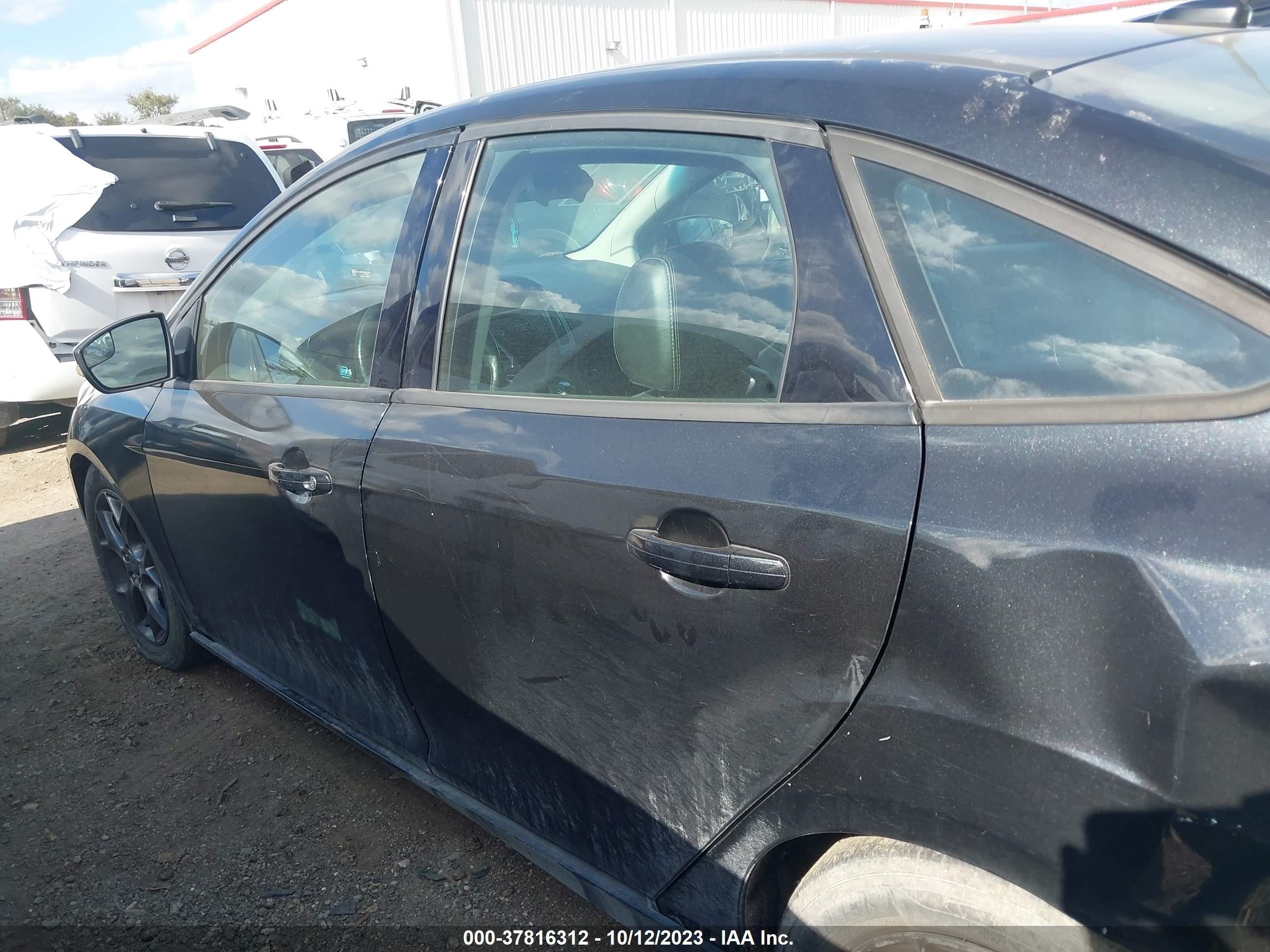 Photo 14 VIN: 1FADP3F20DL223379 - FORD FOCUS 