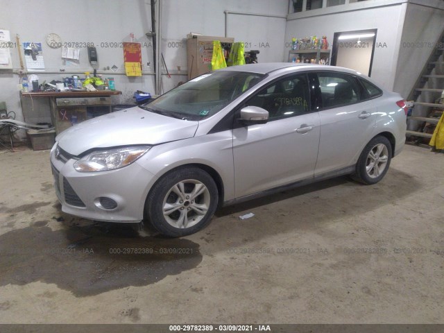 Photo 1 VIN: 1FADP3F20DL275871 - FORD FOCUS 