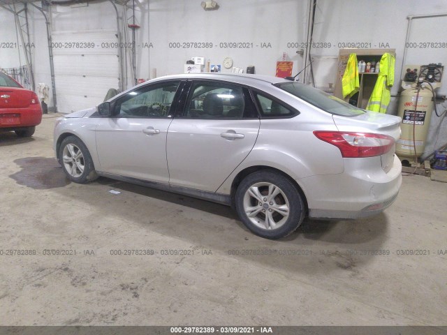 Photo 2 VIN: 1FADP3F20DL275871 - FORD FOCUS 