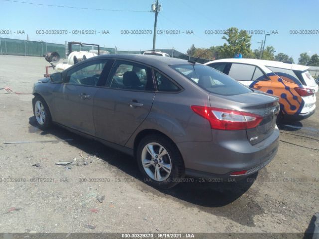 Photo 2 VIN: 1FADP3F20DL279497 - FORD FOCUS 