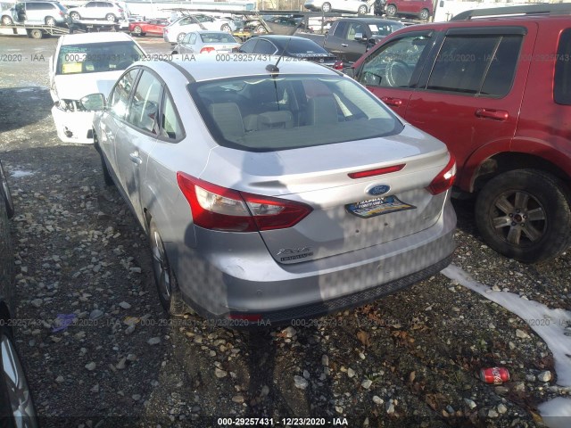 Photo 2 VIN: 1FADP3F20EL102501 - FORD FOCUS 