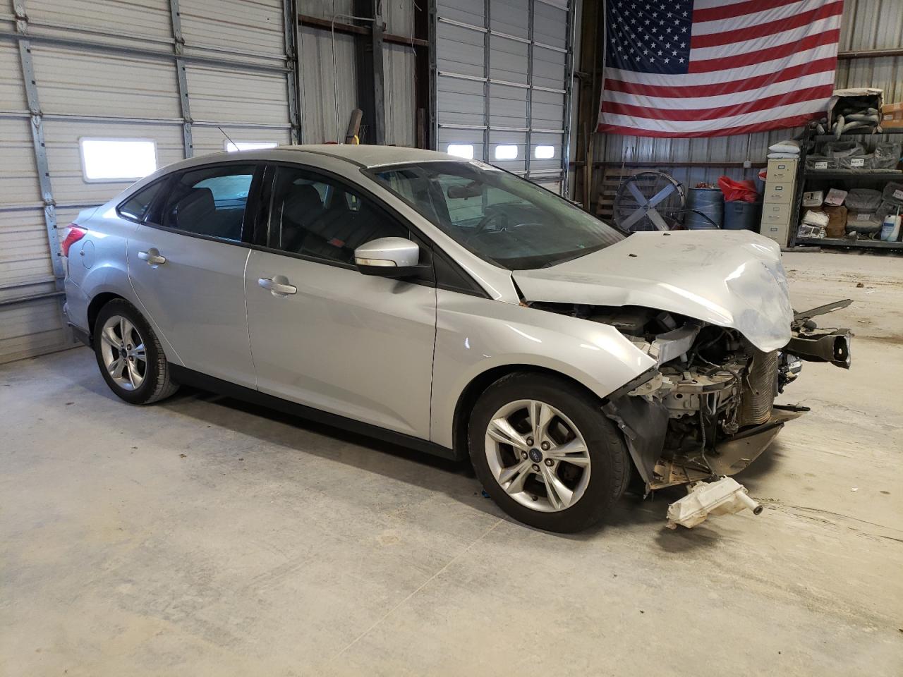 Photo 3 VIN: 1FADP3F20EL117970 - FORD FOCUS 