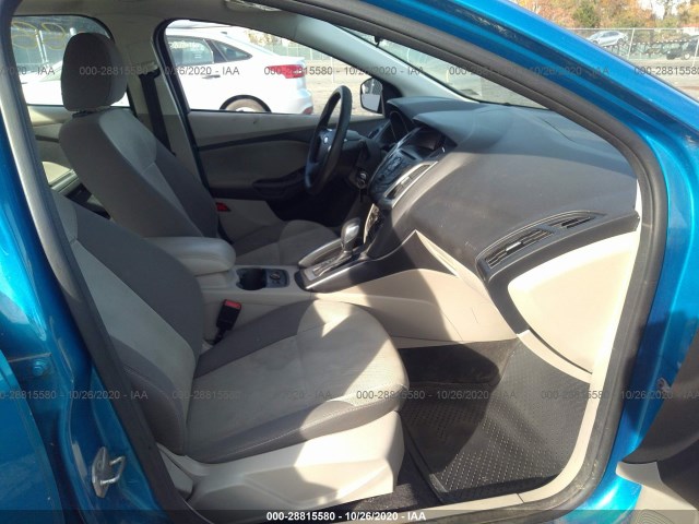 Photo 4 VIN: 1FADP3F20EL159992 - FORD FOCUS 