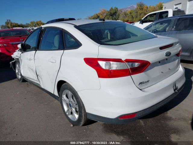 Photo 2 VIN: 1FADP3F20EL176761 - FORD FOCUS 