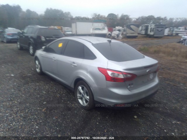 Photo 2 VIN: 1FADP3F20EL180695 - FORD FOCUS 