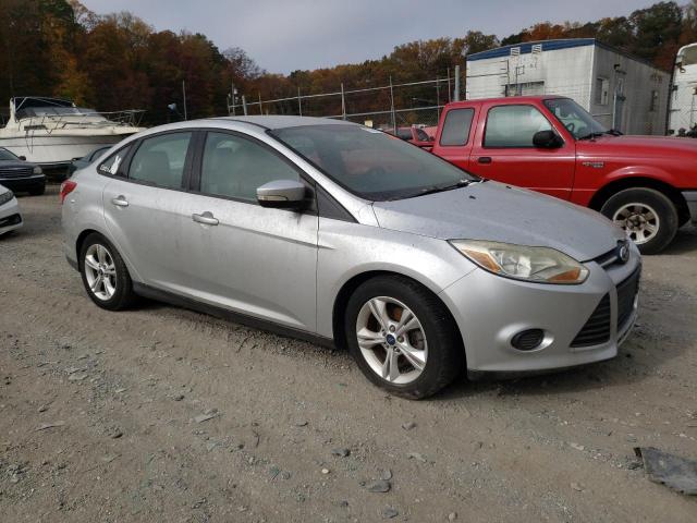 Photo 3 VIN: 1FADP3F20EL215543 - FORD FOCUS 