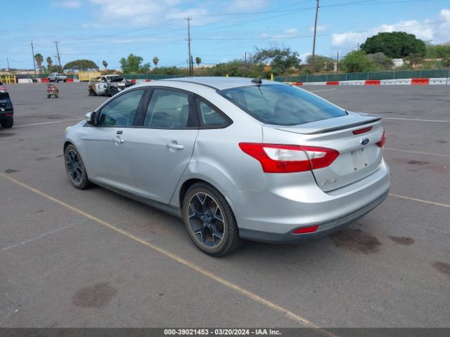 Photo 2 VIN: 1FADP3F20EL224890 - FORD FOCUS 