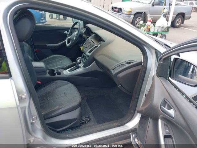 Photo 4 VIN: 1FADP3F20EL224890 - FORD FOCUS 