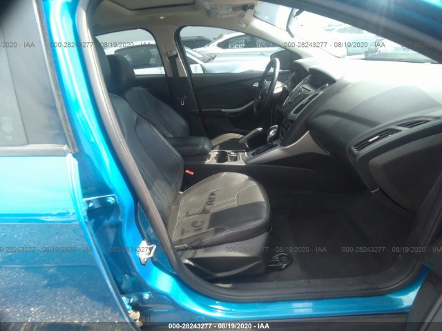 Photo 4 VIN: 1FADP3F20EL227613 - FORD FOCUS 