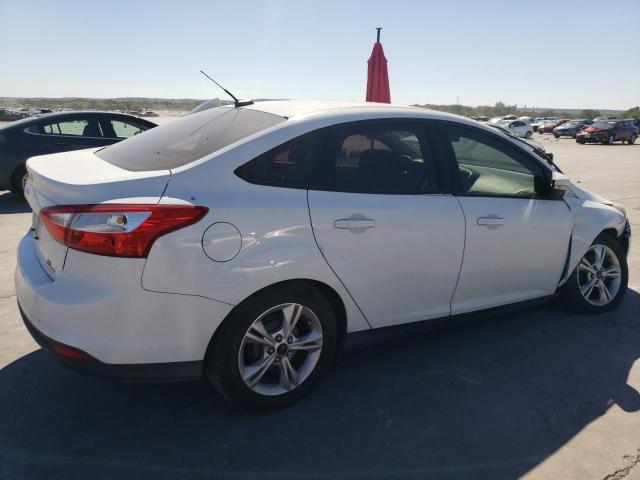 Photo 2 VIN: 1FADP3F20EL233220 - FORD FOCUS SE 