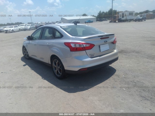 Photo 2 VIN: 1FADP3F20EL245898 - FORD FOCUS 