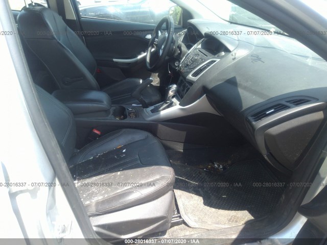 Photo 4 VIN: 1FADP3F20EL245898 - FORD FOCUS 