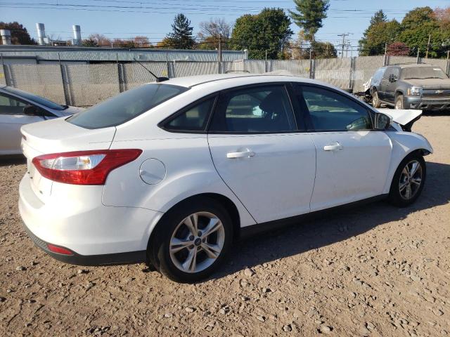 Photo 2 VIN: 1FADP3F20EL257176 - FORD FOCUS SE 