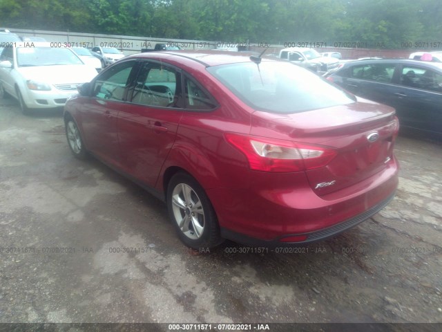 Photo 2 VIN: 1FADP3F20EL277783 - FORD FOCUS 