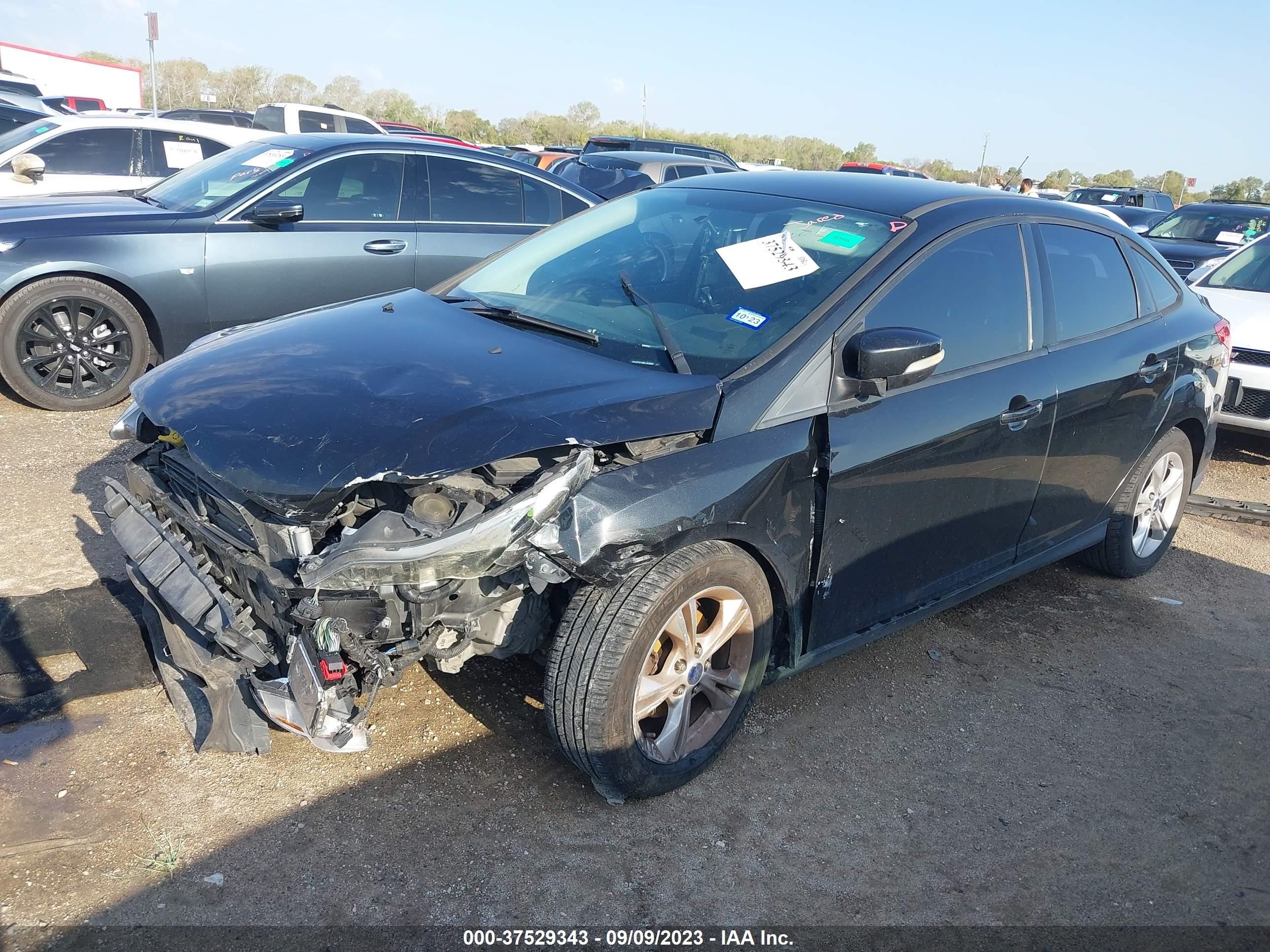 Photo 1 VIN: 1FADP3F20EL283602 - FORD FOCUS 