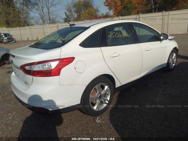 Photo 3 VIN: 1FADP3F20EL306621 - FORD FOCUS 