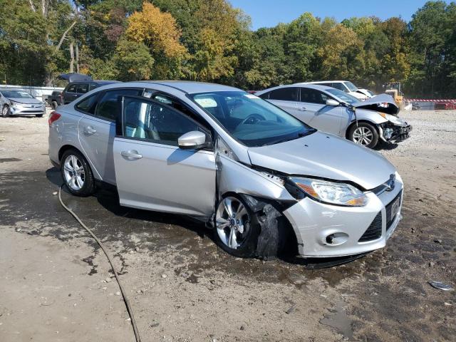 Photo 3 VIN: 1FADP3F20EL313990 - FORD FOCUS SE 