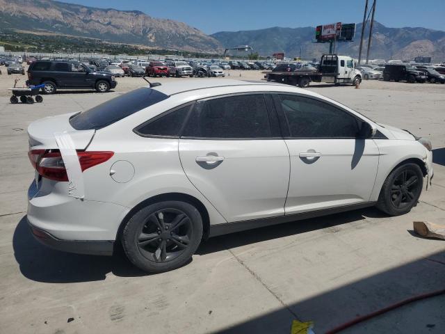 Photo 2 VIN: 1FADP3F20EL323242 - FORD FOCUS 