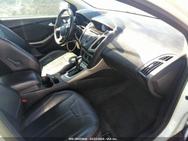 Photo 4 VIN: 1FADP3F20EL323418 - FORD FOCUS 