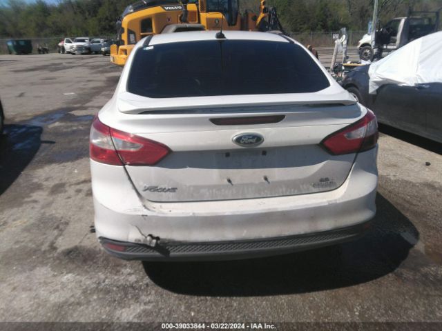 Photo 5 VIN: 1FADP3F20EL323418 - FORD FOCUS 