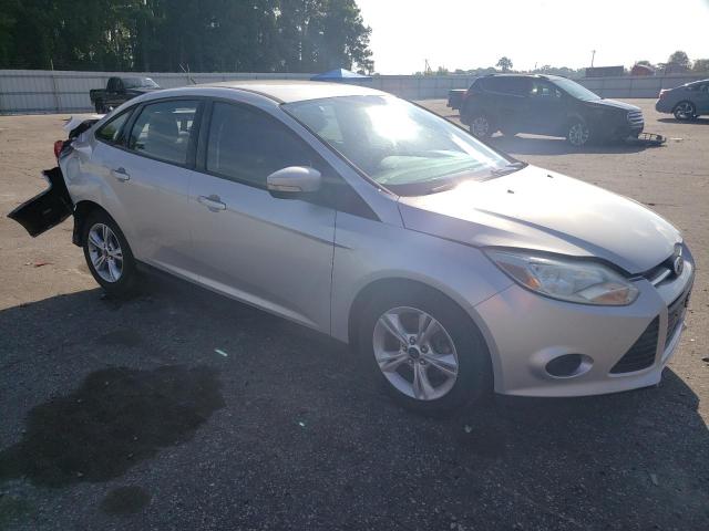 Photo 3 VIN: 1FADP3F20EL332782 - FORD FOCUS SE 