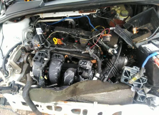 Photo 9 VIN: 1FADP3F20EL370111 - FORD FOCUS 