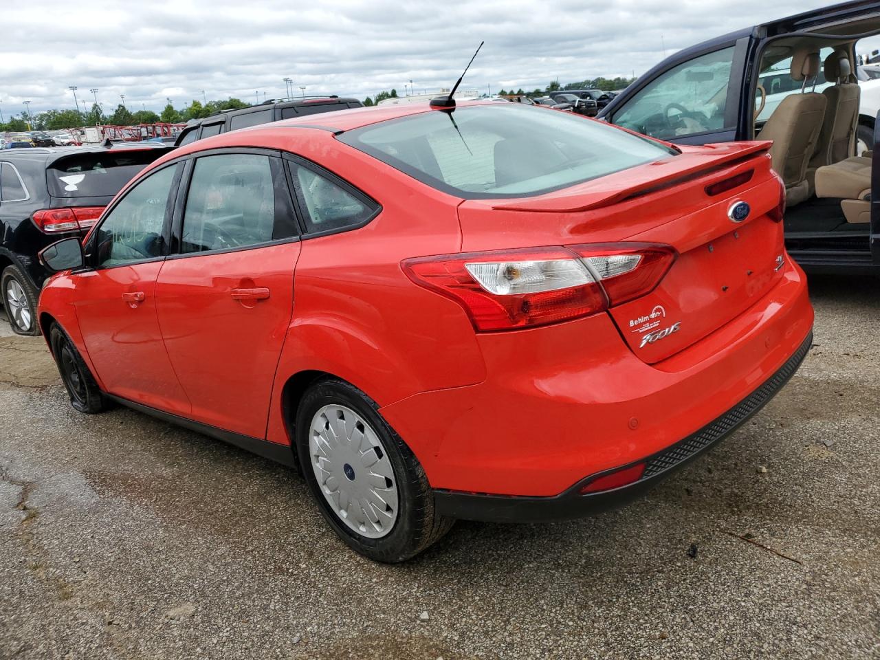 Photo 1 VIN: 1FADP3F20EL376488 - FORD FOCUS 