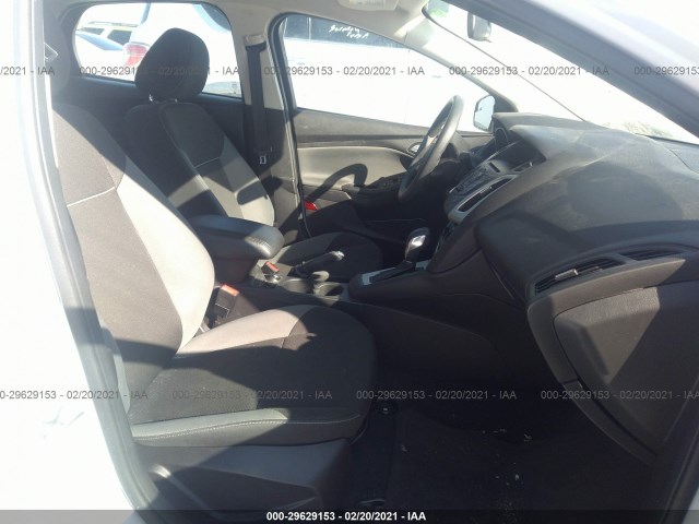 Photo 4 VIN: 1FADP3F20EL382369 - FORD FOCUS 