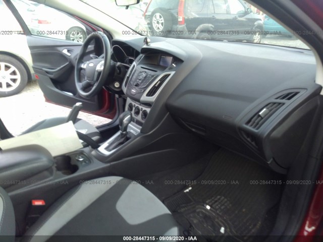 Photo 4 VIN: 1FADP3F20EL424698 - FORD FOCUS 