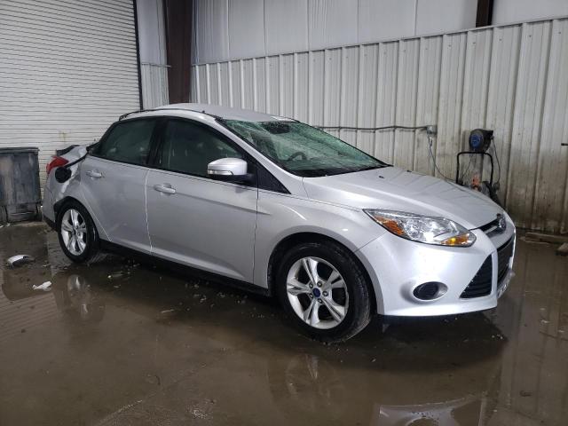 Photo 3 VIN: 1FADP3F20EL427987 - FORD FOCUS 