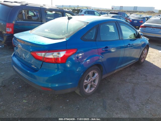 Photo 3 VIN: 1FADP3F20EL450850 - FORD FOCUS 