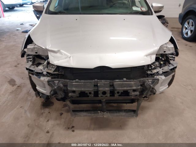 Photo 5 VIN: 1FADP3F20EL462240 - FORD FOCUS 