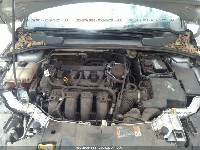 Photo 9 VIN: 1FADP3F20FL206035 - FORD FOCUS 