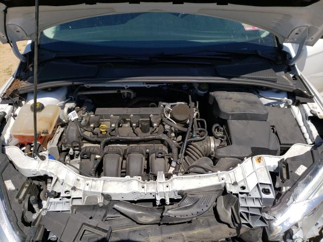 Photo 6 VIN: 1FADP3F20GL294473 - FORD FOCUS 