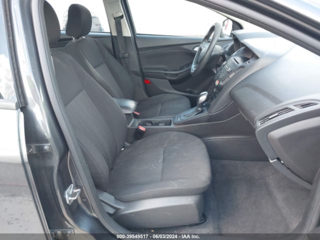 Photo 4 VIN: 1FADP3F20GL390541 - FORD FOCUS 