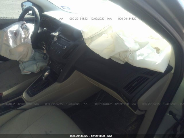 Photo 4 VIN: 1FADP3F20HL204675 - FORD FOCUS 