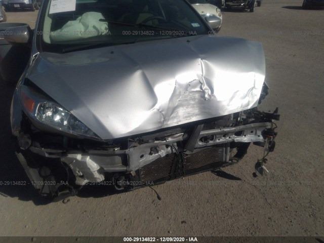 Photo 5 VIN: 1FADP3F20HL204675 - FORD FOCUS 