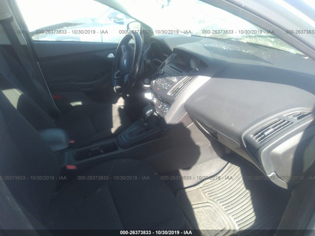 Photo 4 VIN: 1FADP3F20HL235344 - FORD FOCUS 