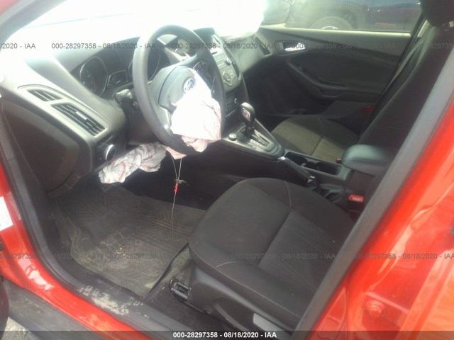 Photo 4 VIN: 1FADP3F20HL249079 - FORD FOCUS 