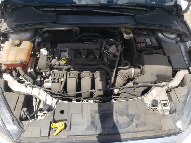 Photo 6 VIN: 1FADP3F20HL249597 - FORD FOCUS SE 