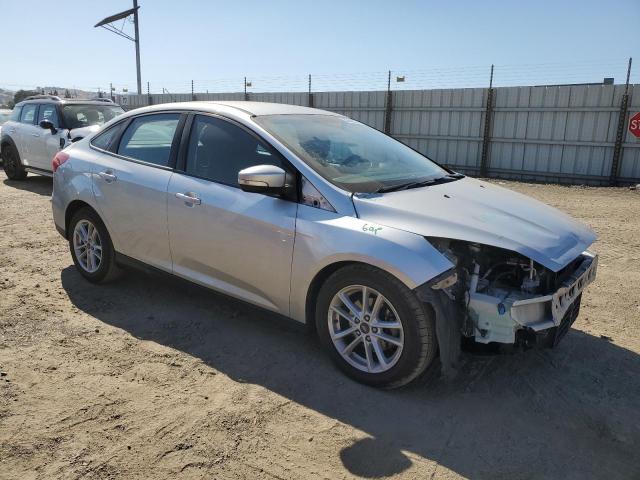 Photo 3 VIN: 1FADP3F20HL271468 - FORD FOCUS SE 