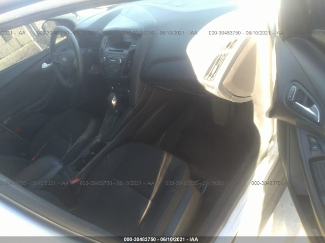 Photo 4 VIN: 1FADP3F20HL304274 - FORD FOCUS 