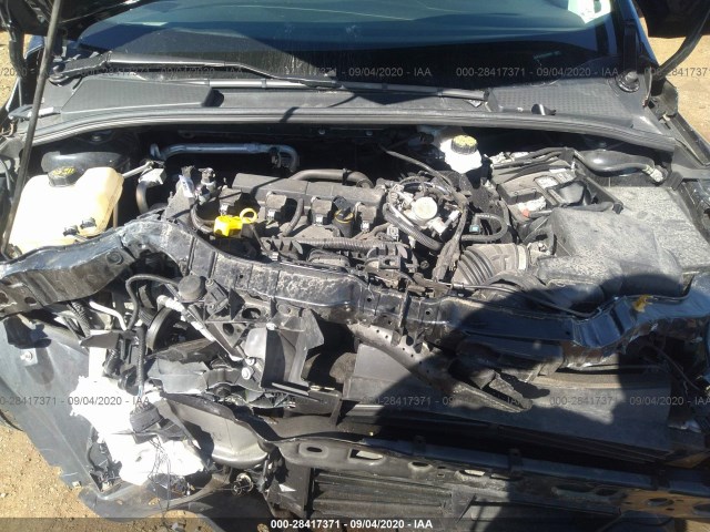 Photo 9 VIN: 1FADP3F20JL209851 - FORD FOCUS 