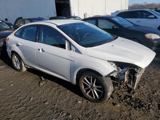 Photo 3 VIN: 1FADP3F20JL212488 - FORD FOCUS SE 