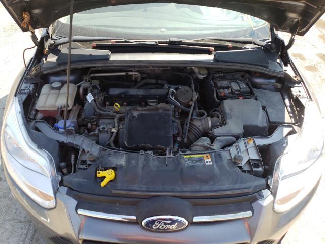 Photo 6 VIN: 1FADP3F21DL105602 - FORD FOCUS SE 