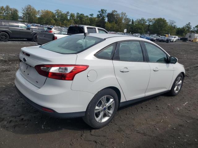 Photo 2 VIN: 1FADP3F21DL180302 - FORD FOCUS SE 